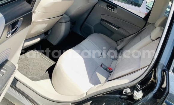 Nunua Ilio tumika Subaru Forester Nyeusi Gari ndani ya Dar es Salaam nchini Dar es Salaam Nunua Ilio tumika Subaru Forester Nyeusi Gari ndani ya Dar es Salaam nchini Dar es Salaam