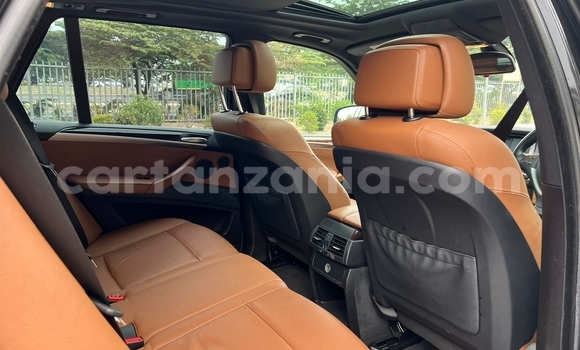 Nunua Imported BMW X5 Nyeusi Gari ndani ya Dar es Salaam nchini Dar es Salaam Nunua Imported BMW X5 Nyeusi Gari ndani ya Dar es Salaam nchini Dar es Salaam