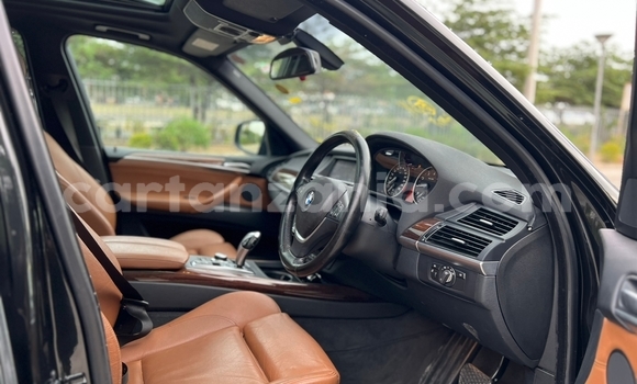 Nunua Imported BMW X5 Nyeusi Gari ndani ya Dar es Salaam nchini Dar es Salaam Nunua Imported BMW X5 Nyeusi Gari ndani ya Dar es Salaam nchini Dar es Salaam