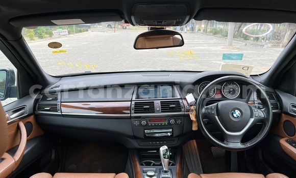 Nunua Imported BMW X5 Nyeusi Gari ndani ya Dar es Salaam nchini Dar es Salaam Nunua Imported BMW X5 Nyeusi Gari ndani ya Dar es Salaam nchini Dar es Salaam