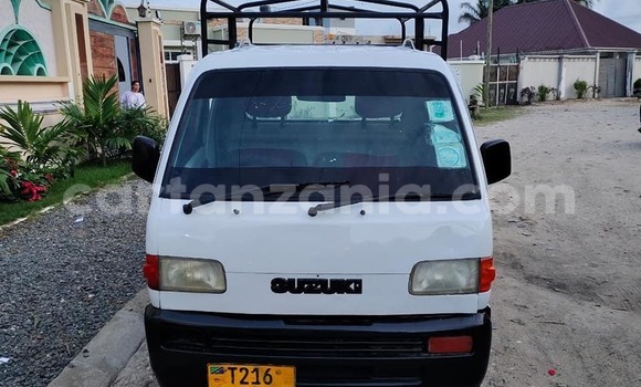 Nunua Ilio tumika Suzuki Carry Nyeupe Gari ndani ya Dar es Salaam nchini Dar es Salaam Nunua Ilio tumika Suzuki Carry Nyeupe Gari ndani ya Dar es Salaam nchini Dar es Salaam