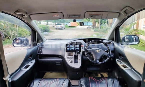 Buy Used Toyota Ractis White Car in Dar es Salaam in Dar es Salaam Buy Used Toyota Ractis White Car in Dar es Salaam in Dar es Salaam