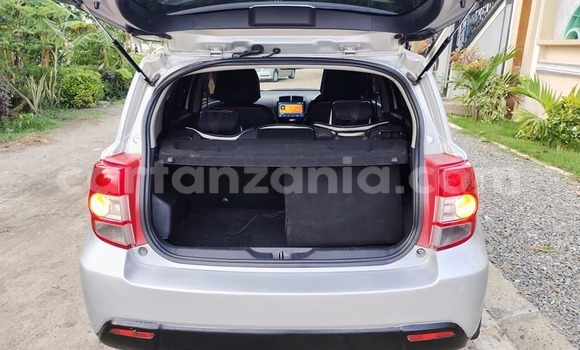 Nunua Ilio tumika Toyota IST Fedha Gari ndani ya Dar es Salaam nchini Dar es Salaam Nunua Ilio tumika Toyota IST Fedha Gari ndani ya Dar es Salaam nchini Dar es Salaam