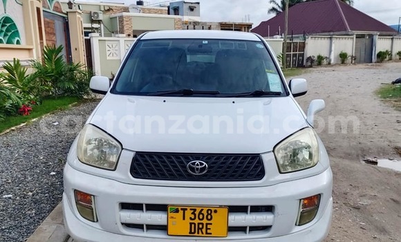 Buy Used Toyota RAV4 White Car in Dar es Salaam in Dar es Salaam Buy Used Toyota RAV4 White Car in Dar es Salaam in Dar es Salaam