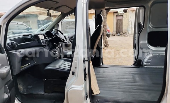 Nunua Ilio tumika Nissan NV200 Fedha Gari ndani ya Dar es Salaam nchini Dar es Salaam Nunua Ilio tumika Nissan NV200 Fedha Gari ndani ya Dar es Salaam nchini Dar es Salaam