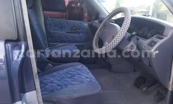 Nunua Ilio tumika Toyota Noah Bluu Gari ndani ya Dar es Salaam nchini Dar es Salaam Nunua Ilio tumika Toyota Noah Bluu Gari ndani ya Dar es Salaam nchini Dar es Salaam