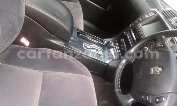 Nunua Ilio tumika Toyota Crown Nyeupe Gari ndani ya Dar es Salaam nchini Dar es Salaam Nunua Ilio tumika Toyota Crown Nyeupe Gari ndani ya Dar es Salaam nchini Dar es Salaam