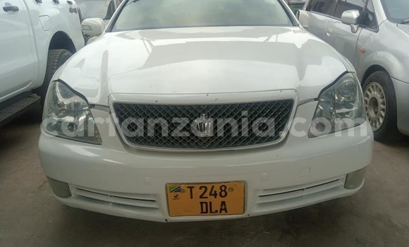Nunua Ilio tumika Toyota Crown Nyeupe Gari ndani ya Dar es Salaam nchini Dar es Salaam Nunua Ilio tumika Toyota Crown Nyeupe Gari ndani ya Dar es Salaam nchini Dar es Salaam