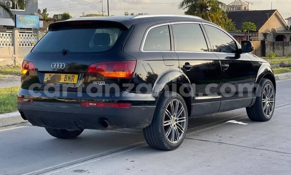 Nunua Ilio tumika Audi Q5 Nyeusi Gari ndani ya Dar es Salaam nchini Dar es Salaam Nunua Ilio tumika Audi Q5 Nyeusi Gari ndani ya Dar es Salaam nchini Dar es Salaam