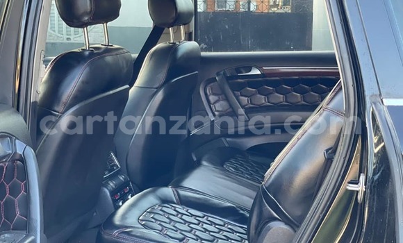 Nunua Ilio tumika Audi Q5 Nyeusi Gari ndani ya Dar es Salaam nchini Dar es Salaam Nunua Ilio tumika Audi Q5 Nyeusi Gari ndani ya Dar es Salaam nchini Dar es Salaam