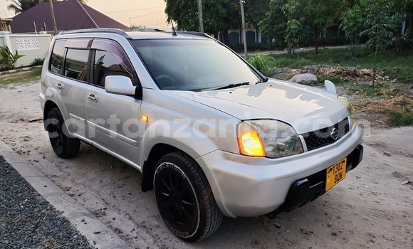 Nunua Ilio tumika Nissan X–Trail Fedha Gari ndani ya Dar es Salaam nchini Dar es Salaam Nunua Ilio tumika Nissan X–Trail Fedha Gari ndani ya Dar es Salaam nchini Dar es Salaam