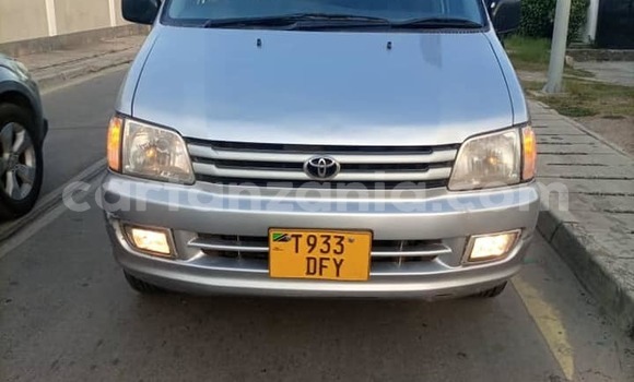 Nunua Ilio tumika Toyota Noah Fedha Gari ndani ya Dar es Salaam nchini Dar es Salaam Nunua Ilio tumika Toyota Noah Fedha Gari ndani ya Dar es Salaam nchini Dar es Salaam