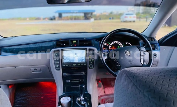 Buy Used Toyota Crown Black Car in Dar es Salaam in Dar es Salaam Buy Used Toyota Crown Black Car in Dar es Salaam in Dar es Salaam