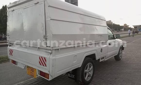 Buy Used Toyota Hilux White Car in Dar es Salaam in Dar es Salaam