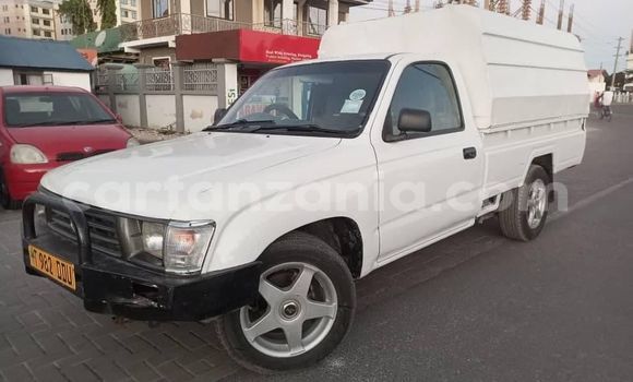 Nunua Ilio tumika Toyota Hilux Nyeupe Gari ndani ya Dar es Salaam nchini Dar es Salaam Nunua Ilio tumika Toyota Hilux Nyeupe Gari ndani ya Dar es Salaam nchini Dar es Salaam
