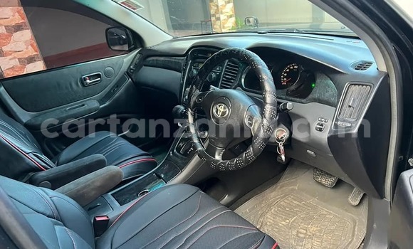 Nunua Ilio tumika Toyota Kluger Nyeusi Gari ndani ya Dar es Salaam nchini Dar es Salaam Nunua Ilio tumika Toyota Kluger Nyeusi Gari ndani ya Dar es Salaam nchini Dar es Salaam