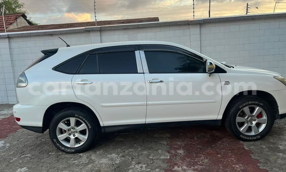 Nunua Ilio tumika Toyota Harrier Nyeupe Gari ndani ya Dar es Salaam nchini Dar es Salaam Nunua Ilio tumika Toyota Harrier Nyeupe Gari ndani ya Dar es Salaam nchini Dar es Salaam