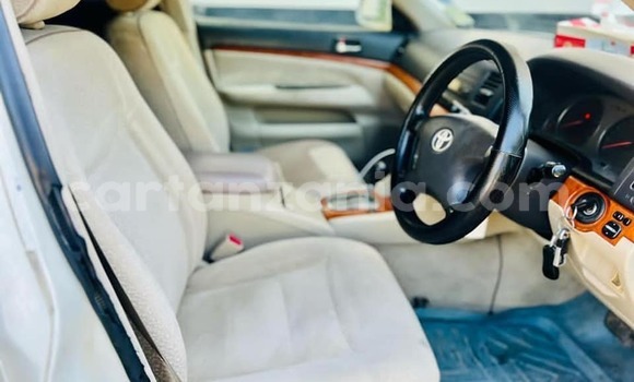 Nunua Ilio tumika Toyota Mark II Nyeupe Gari ndani ya Dar es Salaam nchini Dar es Salaam Nunua Ilio tumika Toyota Mark II Nyeupe Gari ndani ya Dar es Salaam nchini Dar es Salaam