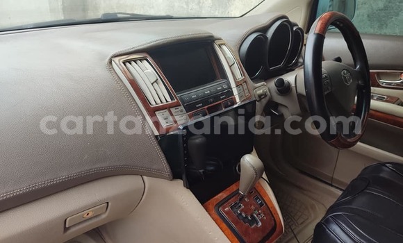 Nunua Ilio tumika Toyota Harrier Nyeupe Gari ndani ya Dar es Salaam nchini Dar es Salaam Nunua Ilio tumika Toyota Harrier Nyeupe Gari ndani ya Dar es Salaam nchini Dar es Salaam