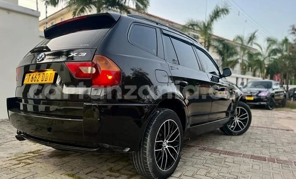 Nunua Ilio tumika BMW X3 Nyeusi Gari ndani ya Dar es Salaam nchini Dar es Salaam Nunua Ilio tumika BMW X3 Nyeusi Gari ndani ya Dar es Salaam nchini Dar es Salaam