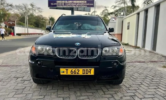 Nunua Ilio tumika BMW X3 Nyeusi Gari ndani ya Dar es Salaam nchini Dar es Salaam Nunua Ilio tumika BMW X3 Nyeusi Gari ndani ya Dar es Salaam nchini Dar es Salaam