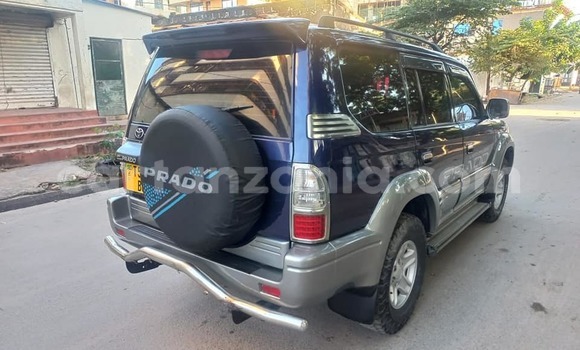 Nunua Ilio tumika Toyota Land Cruiser Prado Bluu Gari ndani ya Dar es Salaam nchini Dar es Salaam Nunua Ilio tumika Toyota Land Cruiser Prado Bluu Gari ndani ya Dar es Salaam nchini Dar es Salaam