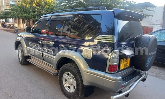 Nunua Ilio tumika Toyota Land Cruiser Prado Bluu Gari ndani ya Dar es Salaam nchini Dar es Salaam Nunua Ilio tumika Toyota Land Cruiser Prado Bluu Gari ndani ya Dar es Salaam nchini Dar es Salaam
