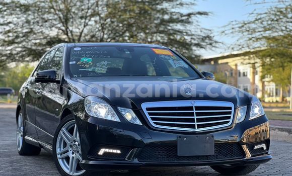 Buy Import Mercedes-Benz E-Classe Black Car in Dar es Salaam in Dar es Salaam