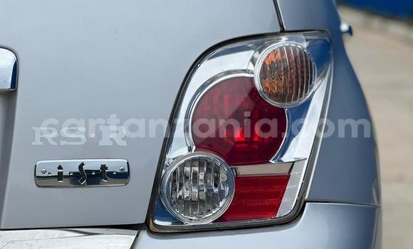 Nunua Ilio tumika Toyota IST Fedha Gari ndani ya Dar es Salaam nchini Dar es Salaam Nunua Ilio tumika Toyota IST Fedha Gari ndani ya Dar es Salaam nchini Dar es Salaam