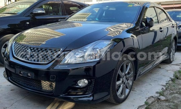 Buy Import Toyota Crown Black Car in Dar es Salaam in Dar es Salaam
