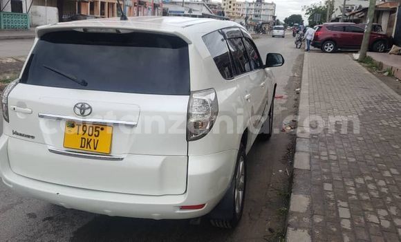 Nunua Ilio tumika Toyota Vanguard Nyeupe Gari ndani ya Dar es Salaam nchini Dar es Salaam Nunua Ilio tumika Toyota Vanguard Nyeupe Gari ndani ya Dar es Salaam nchini Dar es Salaam