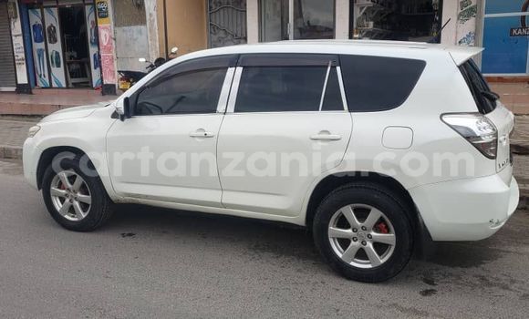 Nunua Ilio tumika Toyota Vanguard Nyeupe Gari ndani ya Dar es Salaam nchini Dar es Salaam Nunua Ilio tumika Toyota Vanguard Nyeupe Gari ndani ya Dar es Salaam nchini Dar es Salaam