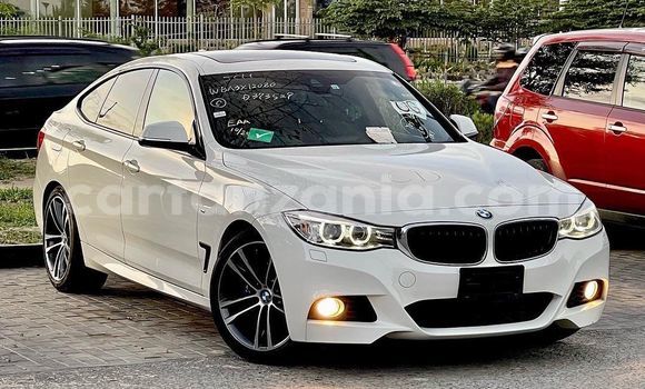 Nunua Imported BMW 3–Series Nyeupe Gari ndani ya Dar es Salaam nchini Dar es Salaam Nunua Imported BMW 3–Series Nyeupe Gari ndani ya Dar es Salaam nchini Dar es Salaam
