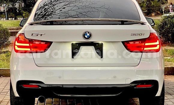 Nunua Imported BMW 3–Series Nyeupe Gari ndani ya Dar es Salaam nchini Dar es Salaam Nunua Imported BMW 3–Series Nyeupe Gari ndani ya Dar es Salaam nchini Dar es Salaam