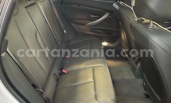 Nunua Imported BMW 3–Series Nyeupe Gari ndani ya Dar es Salaam nchini Dar es Salaam Nunua Imported BMW 3–Series Nyeupe Gari ndani ya Dar es Salaam nchini Dar es Salaam