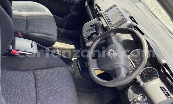 Buy Import Toyota Wish Silver Car in Dar es Salaam in Dar es Salaam Buy Import Toyota Wish Silver Car in Dar es Salaam in Dar es Salaam