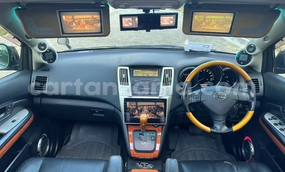 Nunua Imported Toyota Harrier Nyeusi Gari ndani ya Dar es Salaam nchini Dar es Salaam Nunua Imported Toyota Harrier Nyeusi Gari ndani ya Dar es Salaam nchini Dar es Salaam