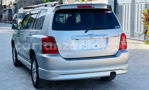 Buy Import Toyota Kluger Silver Car in Dar es Salaam in Dar es Salaam Buy Import Toyota Kluger Silver Car in Dar es Salaam in Dar es Salaam