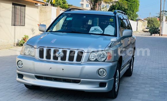 Buy Import Toyota Kluger Silver Car in Dar es Salaam in Dar es Salaam Buy Import Toyota Kluger Silver Car in Dar es Salaam in Dar es Salaam