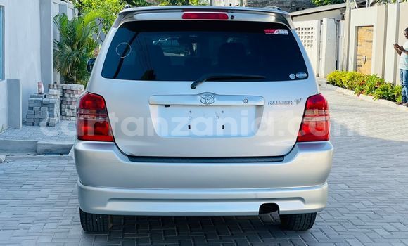 Buy Import Toyota Kluger Silver Car in Dar es Salaam in Dar es Salaam Buy Import Toyota Kluger Silver Car in Dar es Salaam in Dar es Salaam