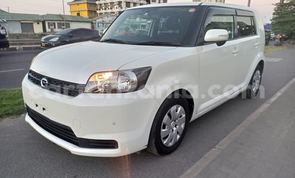 Nunua Imported Toyota Corolla Rumion Nyeupe Gari ndani ya Dar es Salaam nchini Dar es Salaam Nunua Imported Toyota Corolla Rumion Nyeupe Gari ndani ya Dar es Salaam nchini Dar es Salaam