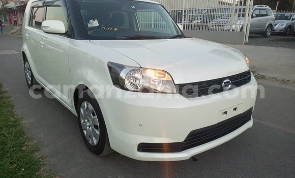 Nunua Imported Toyota Corolla Rumion Nyeupe Gari ndani ya Dar es Salaam nchini Dar es Salaam Nunua Imported Toyota Corolla Rumion Nyeupe Gari ndani ya Dar es Salaam nchini Dar es Salaam