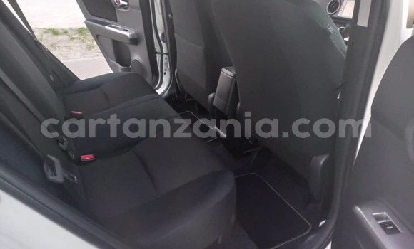 Nunua Imported Toyota Corolla Rumion Nyeupe Gari ndani ya Dar es Salaam nchini Dar es Salaam Nunua Imported Toyota Corolla Rumion Nyeupe Gari ndani ya Dar es Salaam nchini Dar es Salaam