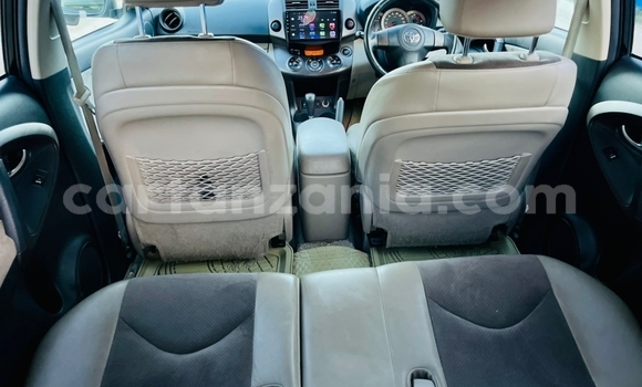 Nunua Ilio tumika Toyota Vanguard Nyeusi Gari ndani ya Dar es Salaam nchini Dar es Salaam Nunua Ilio tumika Toyota Vanguard Nyeusi Gari ndani ya Dar es Salaam nchini Dar es Salaam