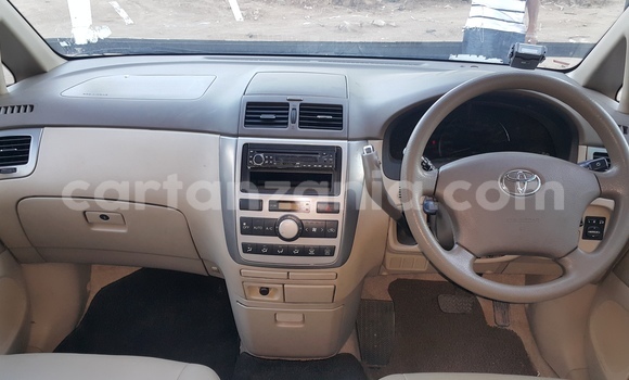 Buy Used Toyota Picnic Red Car in Dar es Salaam in Dar es Salaam