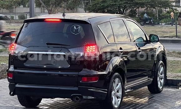 Nunua Imported Mitsubishi Outlander Nyeusi Gari ndani ya Dar es Salaam nchini Dar es Salaam Nunua Imported Mitsubishi Outlander Nyeusi Gari ndani ya Dar es Salaam nchini Dar es Salaam