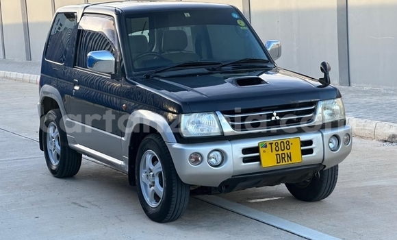 Nunua Ilio tumika Mitsubishi Pajero Nyeusi Gari ndani ya Dar es Salaam nchini Dar es Salaam Nunua Ilio tumika Mitsubishi Pajero Nyeusi Gari ndani ya Dar es Salaam nchini Dar es Salaam
