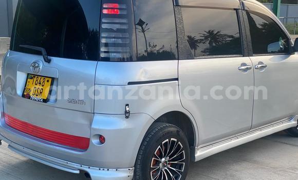 Buy Used Toyota Sienta Silver Car in Dar es Salaam in Dar es Salaam Buy Used Toyota Sienta Silver Car in Dar es Salaam in Dar es Salaam