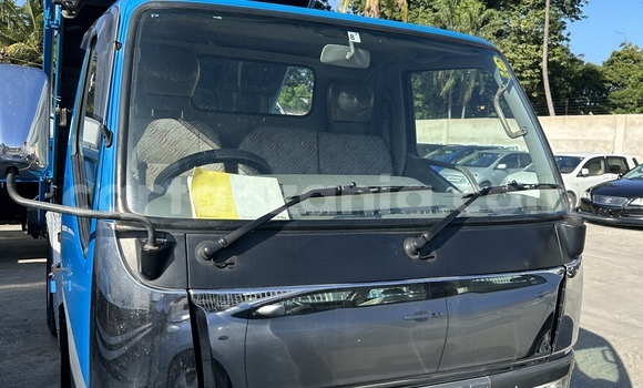 Nunua Imported Mitsubishi L400 Bluu Lori ndani ya Dar es Salaam nchini Dar es Salaam Nunua Imported Mitsubishi L400 Bluu Lori ndani ya Dar es Salaam nchini Dar es Salaam