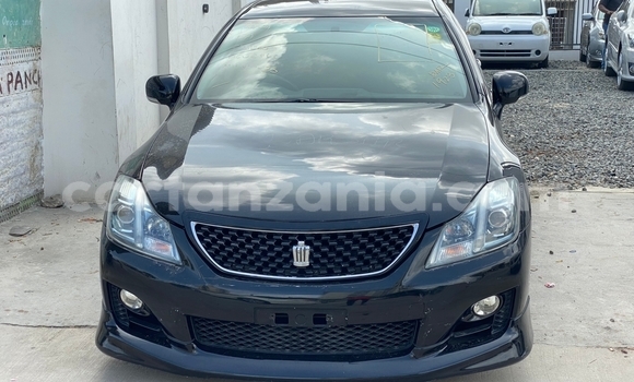 Buy Import Toyota Crown Black Car in Dar es Salaam in Dar es Salaam Buy Import Toyota Crown Black Car in Dar es Salaam in Dar es Salaam